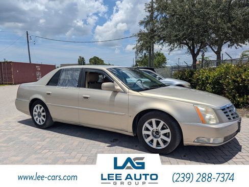 Used 2007 Cadillac DTS Luxury II image 1