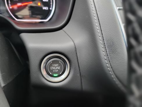 Certified 2024 Chevrolet Tahoe LS RWD image 18