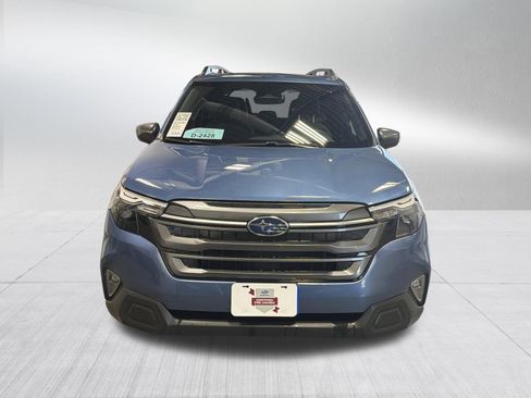 Used 2025 Subaru Forester Premium w/ Convenience Package #1 AWD/4WD image 2