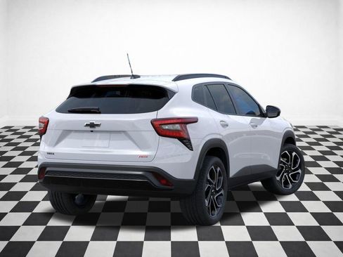 New 2026 Chevrolet Trax RS image 4