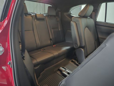 New 2026 Toyota Highlander XSE image 41