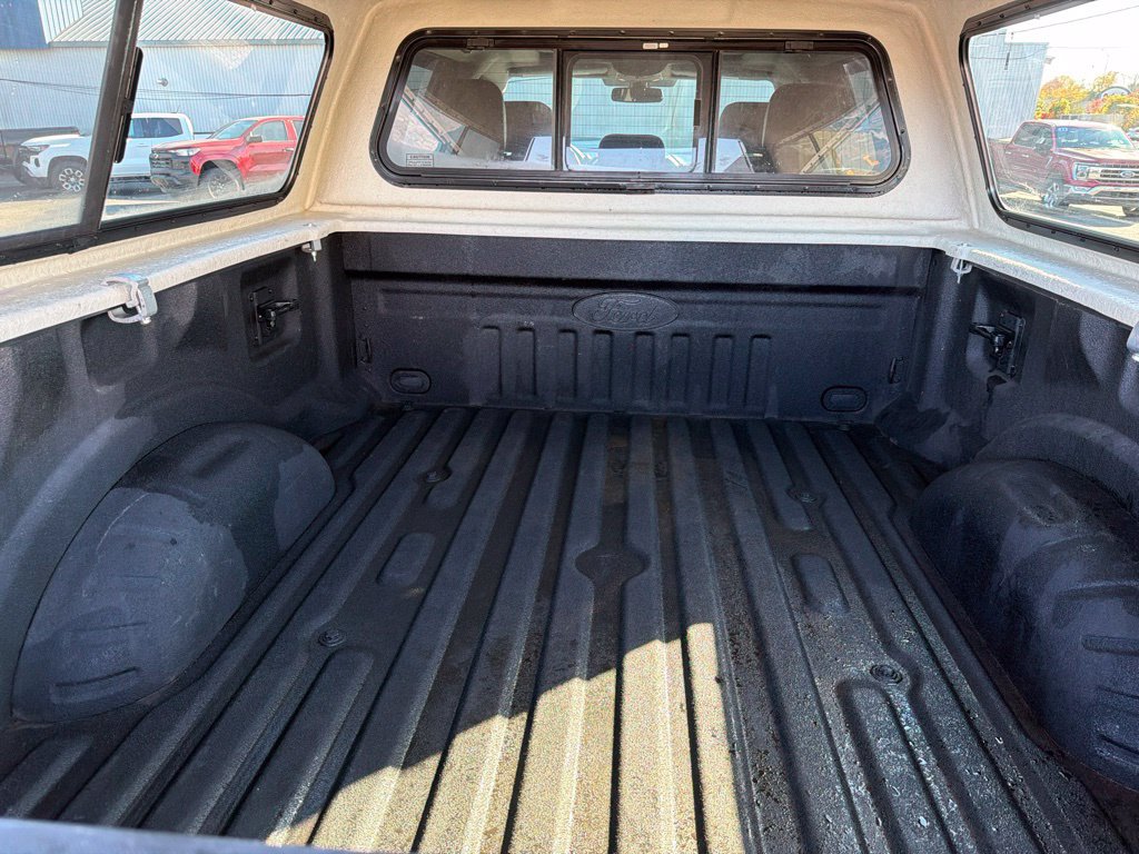 Used 2017 Ford F250 Lariat w/ Lariat Ultimate Package AWD/4WD image 15