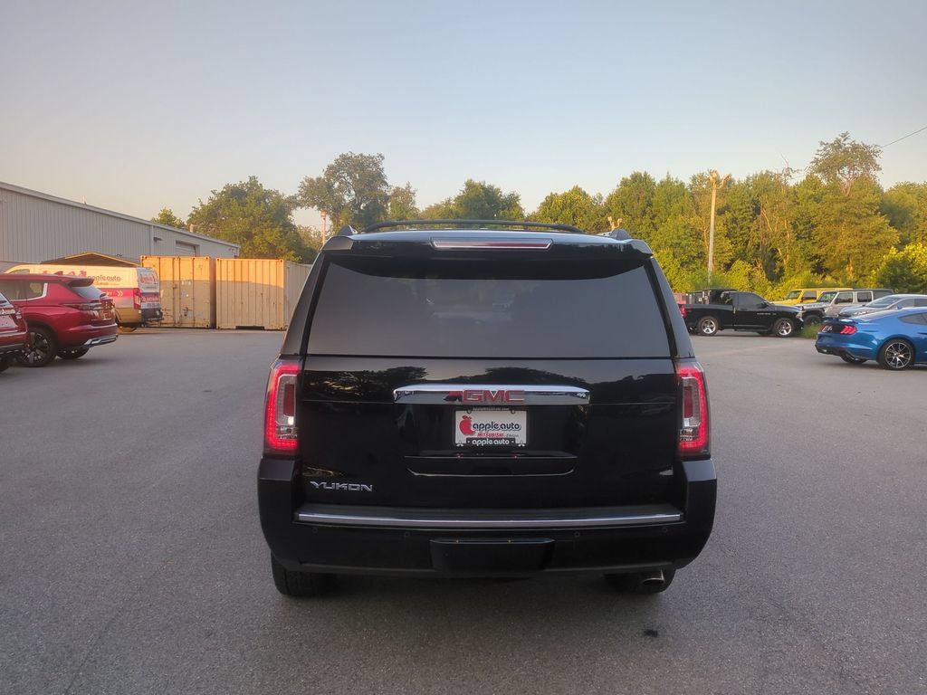 Used 2020 GMC Yukon Denali w/ Denali Ultimate Package AWD/4WD image 6