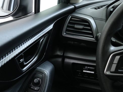 Used 2023 Subaru Crosstrek 2.0i image 15