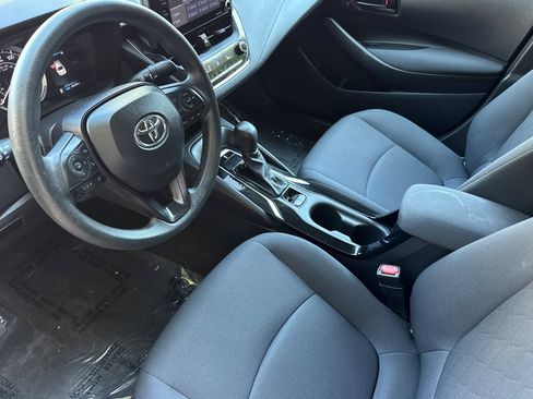 Used 2022 Toyota Corolla LE w/ Carpet Mat Package (TMS) FWD image 10