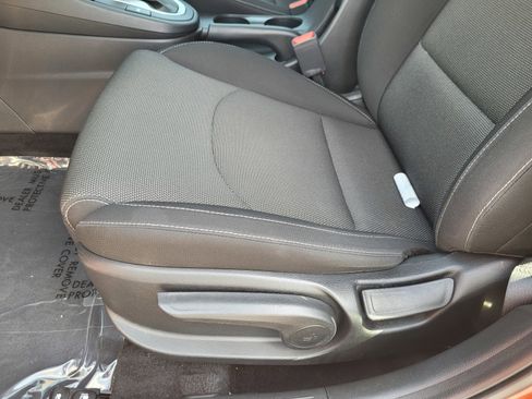 Used 2023 Kia Forte LXS image 17