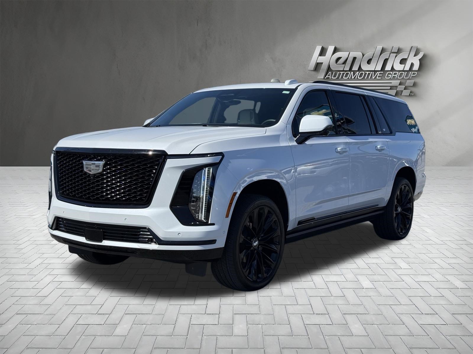 Used 2026 Cadillac Escalade ESV Platinum Sport w/ LPO, ONYX Package AWD/4WD image 5