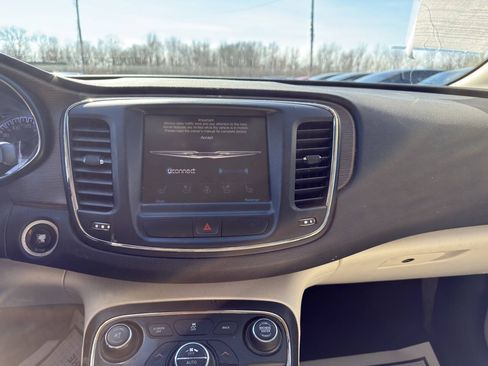 Used 2015 Chrysler 200 C w/ Premium Group AWD/4WD image 13