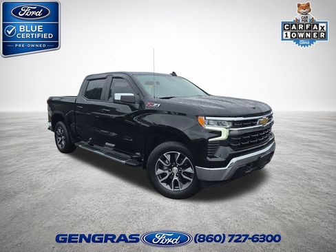 Used 2022 Chevrolet Silverado 1500 LT w/ Z71 Off-Road Package AWD/4WD image 1