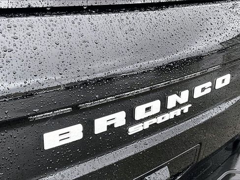 Certified 2025 Ford Bronco Sport Outer Banks w/ Outer Banks Tech Package+ image 8