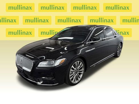 Used 2019 Lincoln Continental Select w/ Continental Climate Package FWD image 14