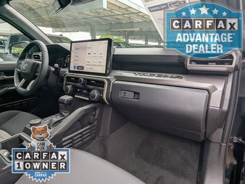 Used 2024 Toyota Tacoma TRD Sport image 21