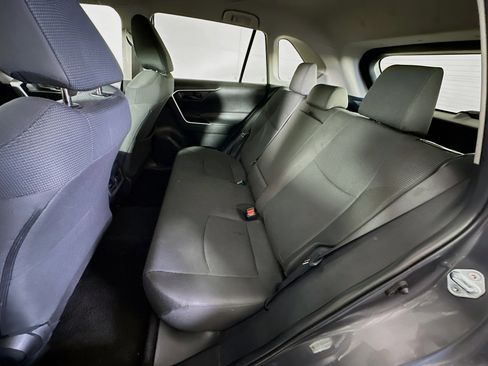 Used 2024 Toyota RAV4 LE image 27