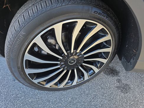 Certified 2023 Lincoln Nautilus Black Label w/ Class II Trailer Tow Package image 33