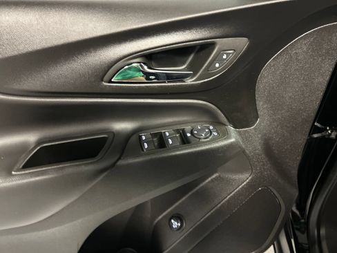Used 2024 Chevrolet Equinox LT w/ LPO, Floor Liner Package FWD image 14
