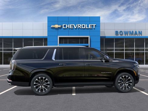 New 2026 Chevrolet Suburban High Country image 5