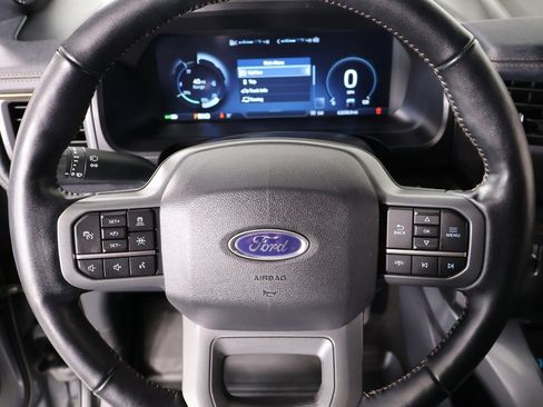 Used 2022 Ford F150 Lightning Lariat image 3