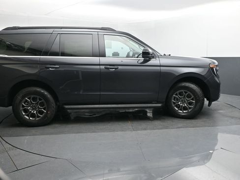 New 2025 Ford Expedition Active image 7