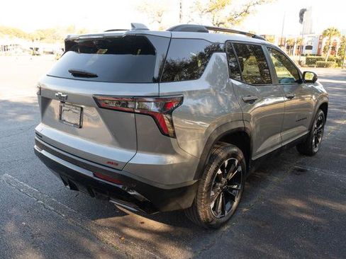 Used 2025 Chevrolet Equinox RS w/ Safety and Technology Package image 3