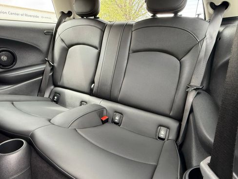 Used 2024 MINI Cooper SE FWD image 31