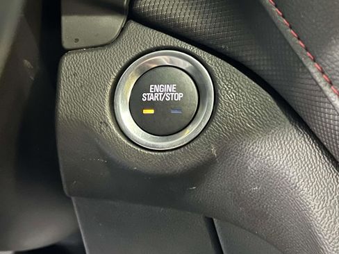 Used 2023 Chevrolet Equinox RS w/ LPO, Floor Liner Package FWD image 20