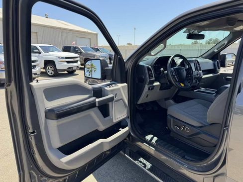 Used 2017 Ford F150 XLT w/ Equipment Group 302A Luxury image 24