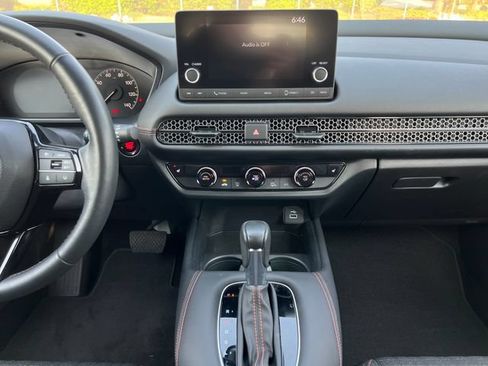 Used 2024 Honda HR-V Sport image 19