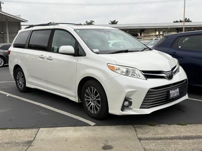 Used 2019 Toyota Sienna XLE
