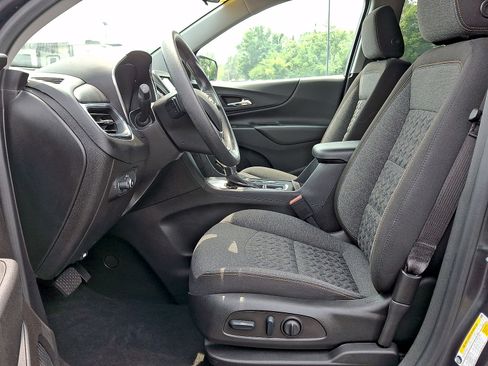 Used 2022 Chevrolet Equinox LT FWD image 11