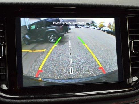 Used 2024 Dodge Durango GT image 31