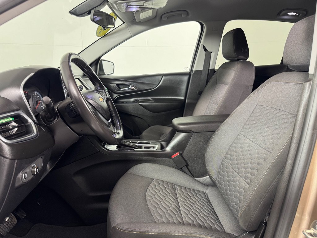 Used 2018 Chevrolet Equinox LT FWD image 12