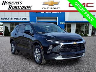 Used 2025 Chevrolet Blazer LT FWD video 1
