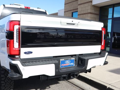 Used 2025 Ford F250 Platinum w/ Tremor Off-Road Package image 19