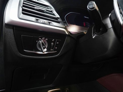 Used 2024 BMW X4 M40i w/ Premium Package image 23