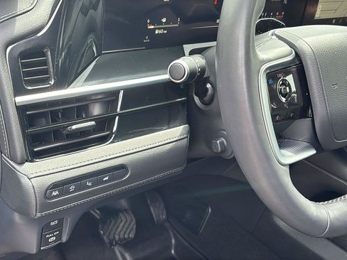Used 2025 INFINITI QX80 Luxe RWD image 30