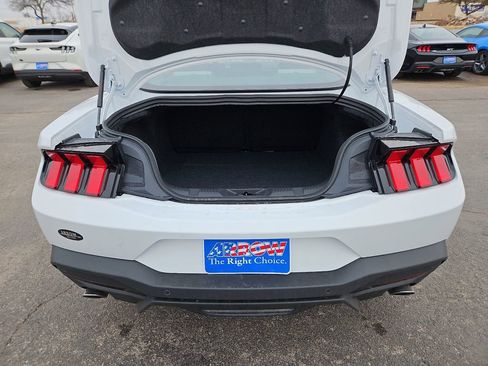 New 2026 Ford Mustang Coupe w/ Bronze Appearance Package image 18