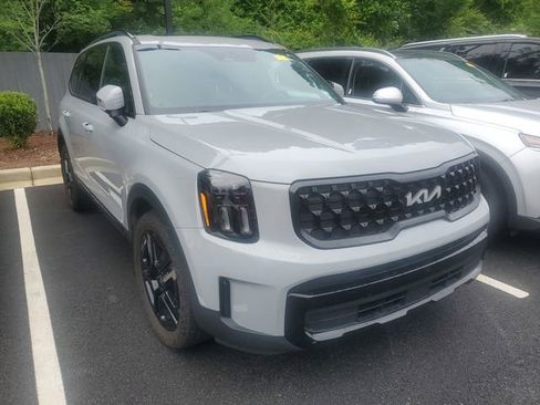 Used 2024 Kia Telluride EX X-Line AWD/4WD image 3