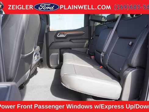 Used 2022 GMC Sierra 1500 Denali w/ Denali Reserve Package AWD/4WD image 11