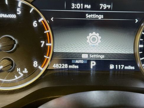 Used 2021 Nissan Rogue SV AWD/4WD image 19