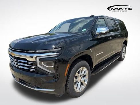 New 2025 Chevrolet Suburban Premier image 7