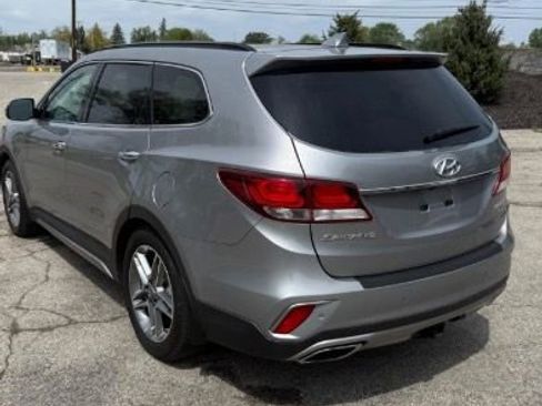 Used 2017 Hyundai Santa Fe Limited w/ Cargo Package FWD image 12