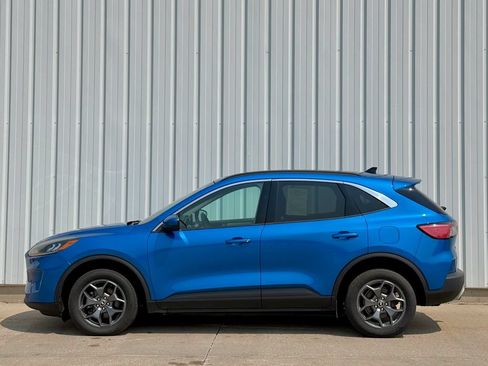 Used 2020 Ford Escape SEL AWD/4WD image 3
