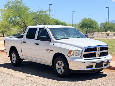Used 2019 RAM 1500 Tradesman w/ Chrome Appearance Group RWD image 7