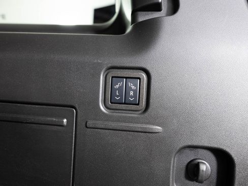 Used 2025 GMC Hummer EV 2X AWD/4WD image 20