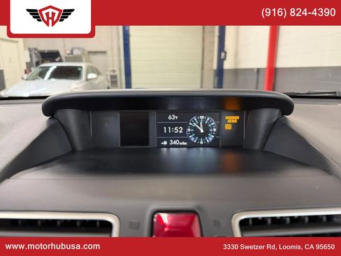 Used 2017 Subaru Forester 2.5i Limited image 27