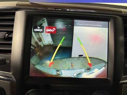 Used 2017 RAM 3500 Laramie w/ Convenience Group image 20