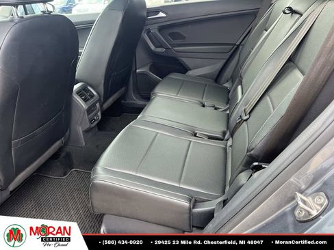 Used 2019 Volkswagen Tiguan SE w/ Panoramic Sunroof Package AWD/4WD image 13