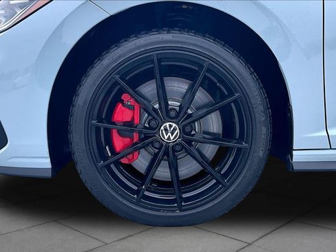 Used 2025 Volkswagen Jetta GLI Autobahn FWD image 10