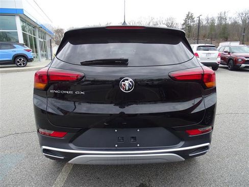 Used 2023 Buick Encore GX Essence w/ Experience Buick Package image 4