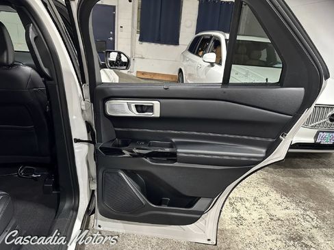 Used 2021 Ford Explorer ST w/ Equipment Group 401A AWD/4WD image 26